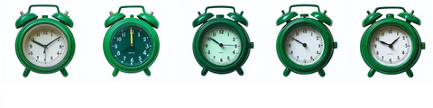 绿色闹钟显示不同时间