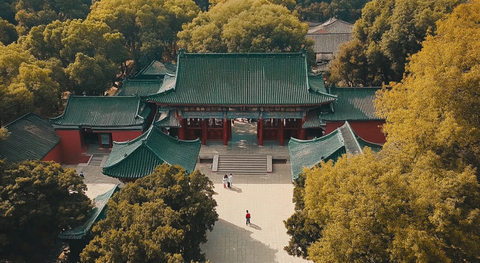 少林寺建筑与行人