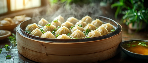 小笼包出锅醋碟