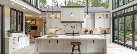 白色橱柜大理石岛台