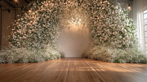 婚礼舞台背景白色花朵木地板
