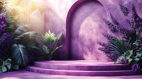 紫色薰衣草讲台模型与绿色棕榈叶