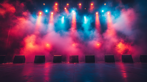 演唱会舞台灯光与LED屏幕