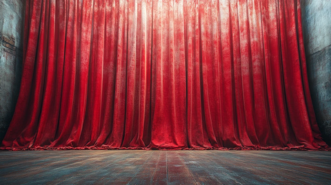 红色帷幕揭开特别演出