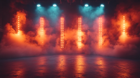 空舞台冷光雾夜