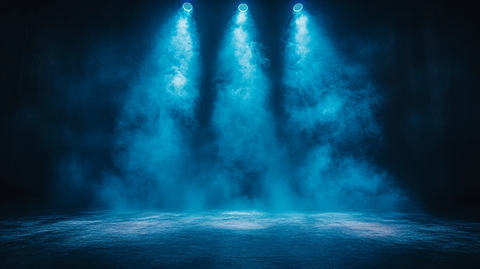 空舞台与聚光灯