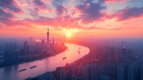 日落时分航拍城市河流的全景