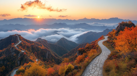 蜿蜒盘旋于山间的长城风景