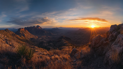 壮美大山日出全景