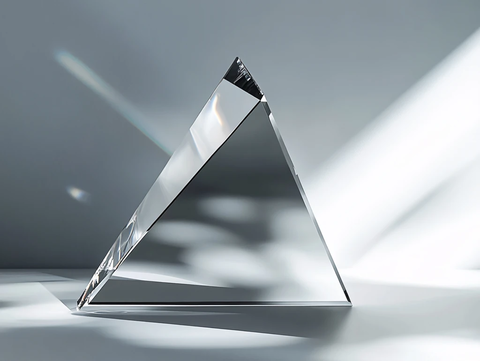 水晶金字塔