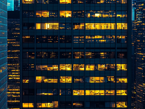 夜晚写字楼