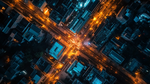 城市夜晚十字路