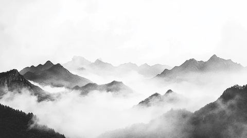 黑白意境水墨山