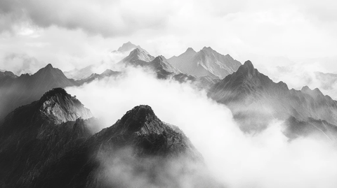 墨韵禅意山峰云雾意境