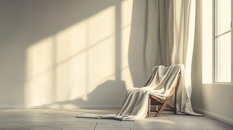 黄色室内暖光太阳光